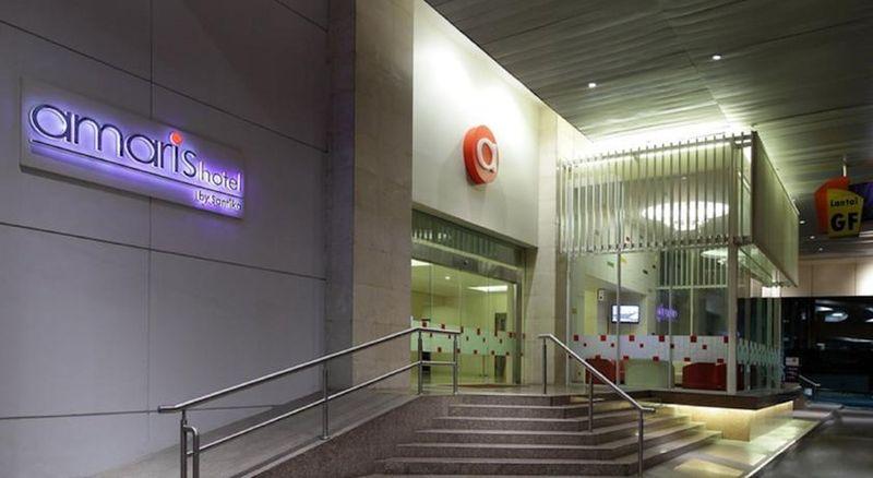 Amaris Hotel Mangga Dua Square Jakarta Exterior photo
