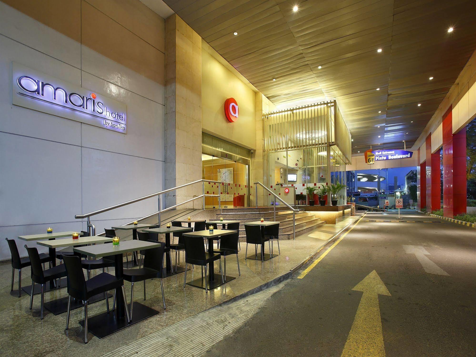 Amaris Hotel Mangga Dua Square Jakarta Exterior photo
