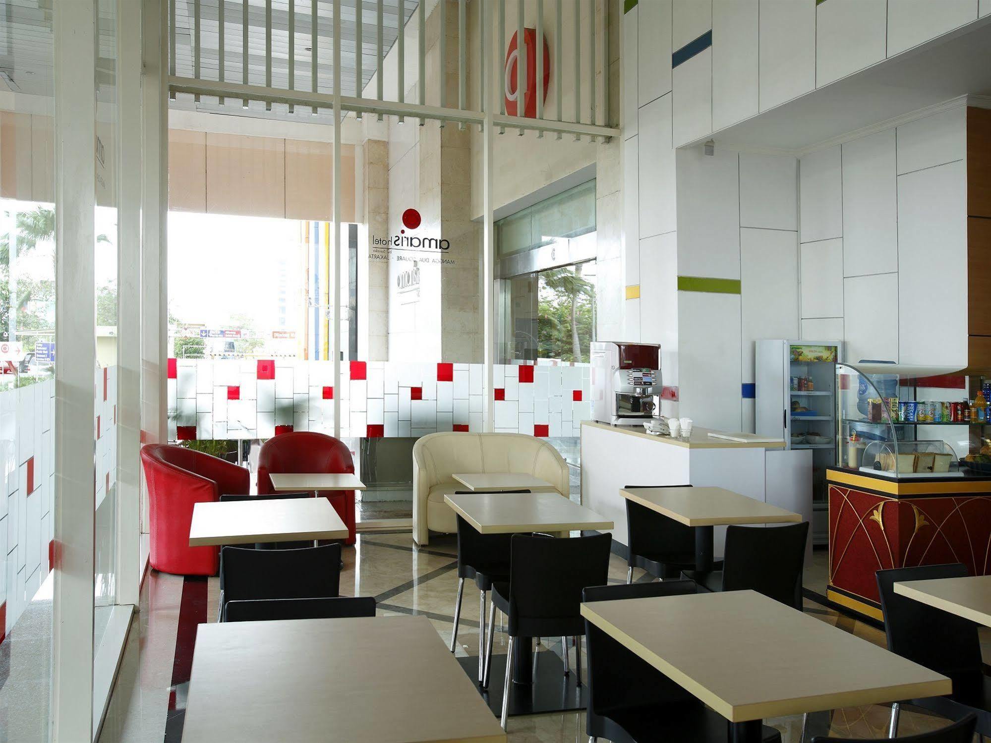 Amaris Hotel Mangga Dua Square Jakarta Exterior photo